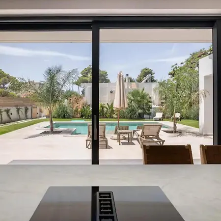 Kala - Private Pool & Sauna I Villa Loutráki