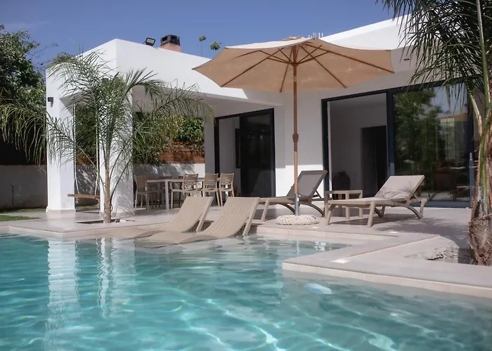 Kala - Private Pool & Sauna I Villa